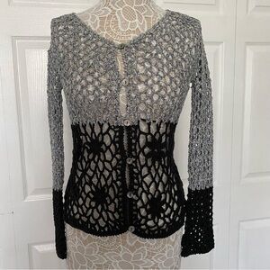 Cousin Johnny Crochet cardigan Gray Black Pearl button Cotton blend V neck M